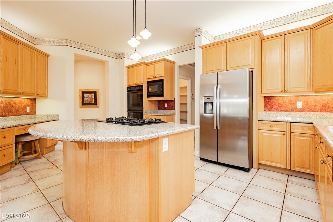 205 Aventura Street Property Photo 40