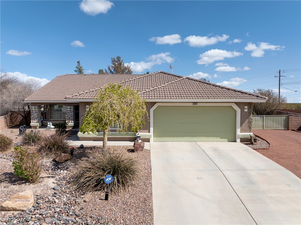 5481 Lincolnwood Court Property Photo 2