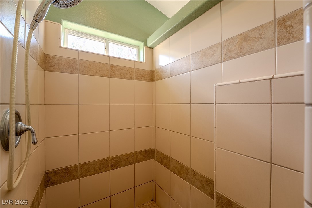 5481 Lincolnwood Court Property Photo 31