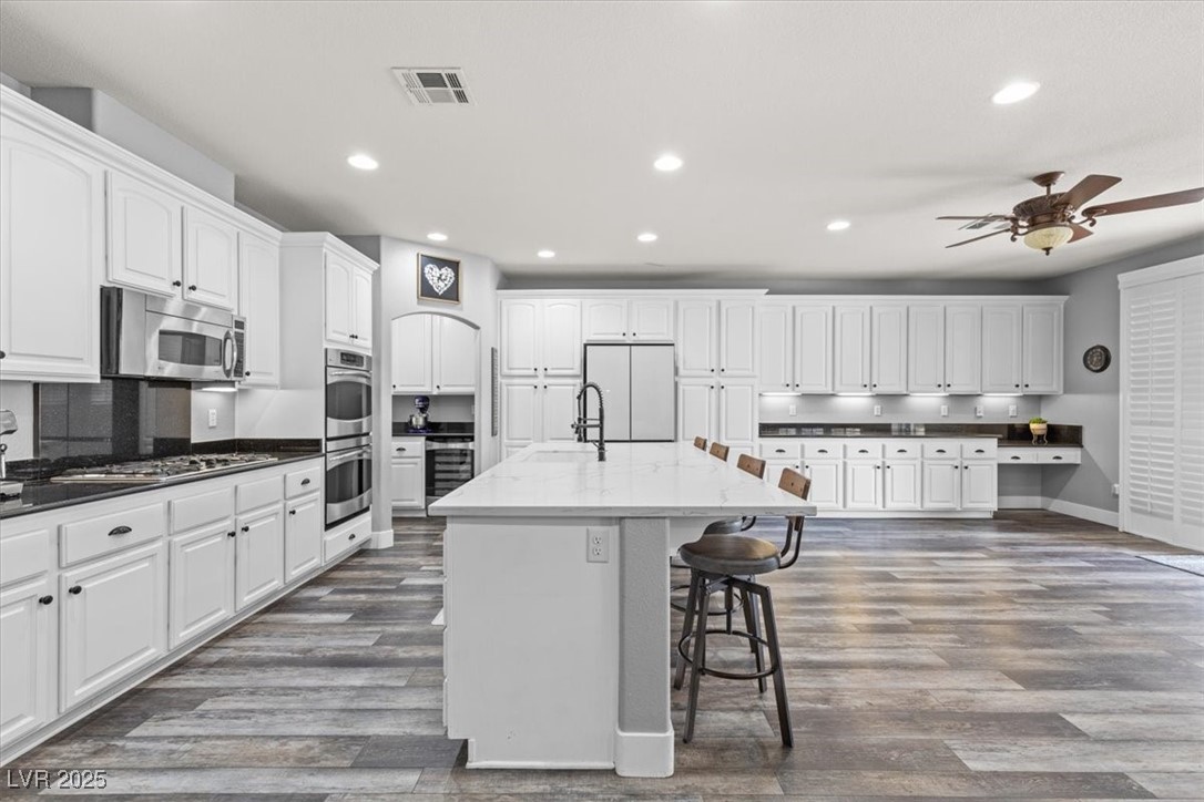 7354 Strutting Silver Court Property Photo 19