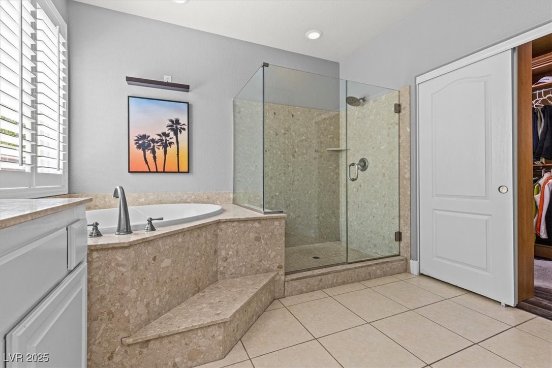 7354 Strutting Silver Court Property Photo 30