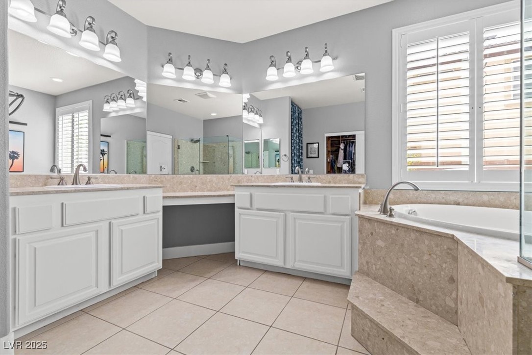 7354 Strutting Silver Court Property Photo 31