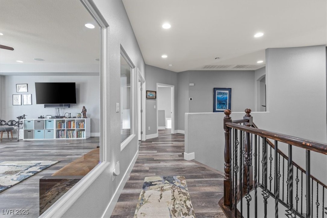 7354 Strutting Silver Court Property Photo 37