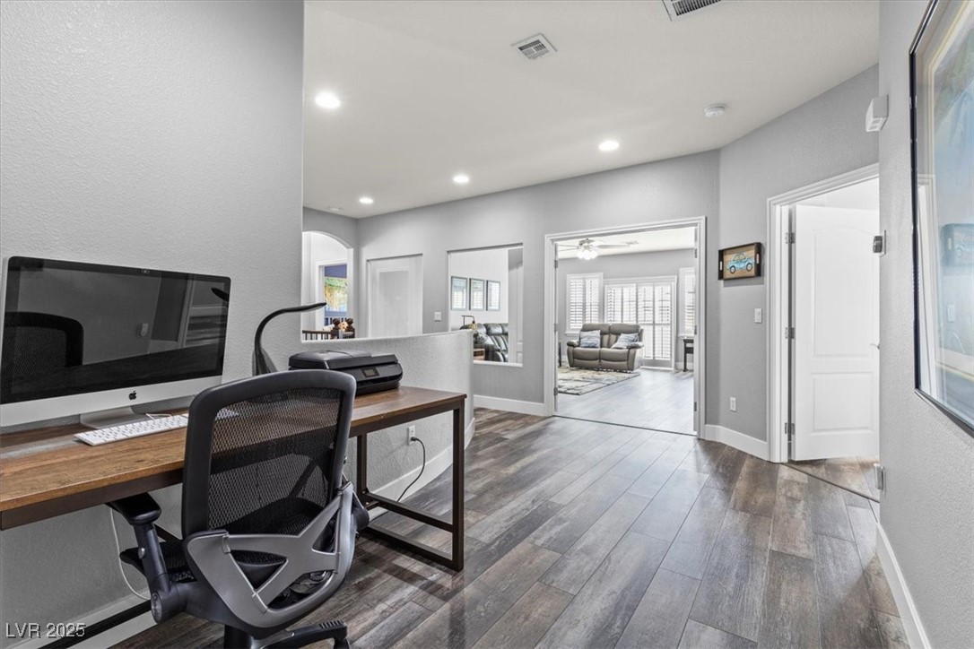 7354 Strutting Silver Court Property Photo 38