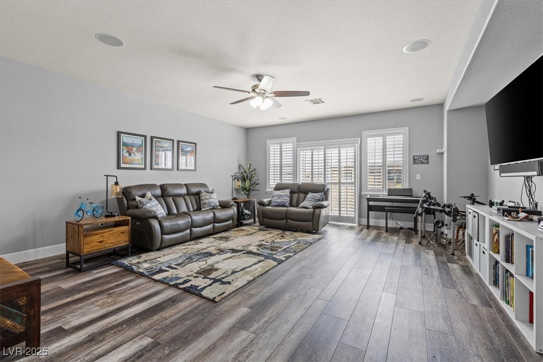 7354 Strutting Silver Court Property Photo 39