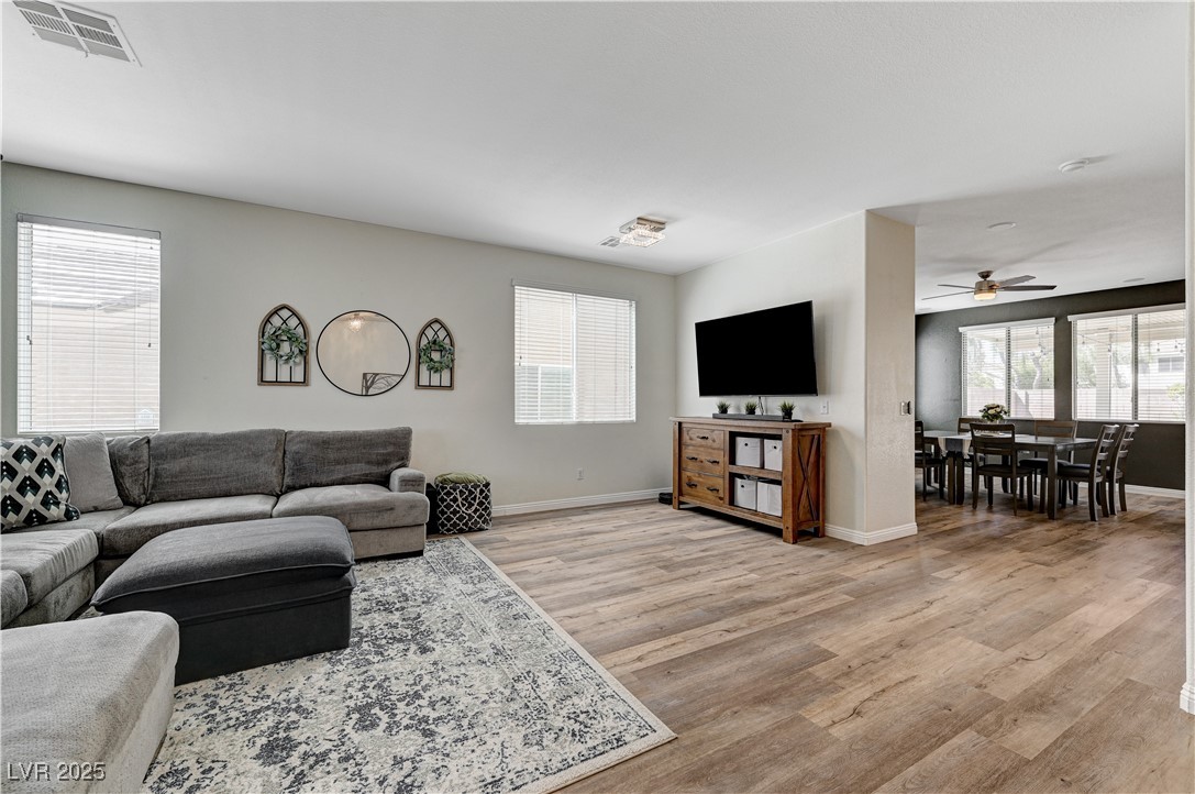 6013 Aqua Blue Court Property Photo 2