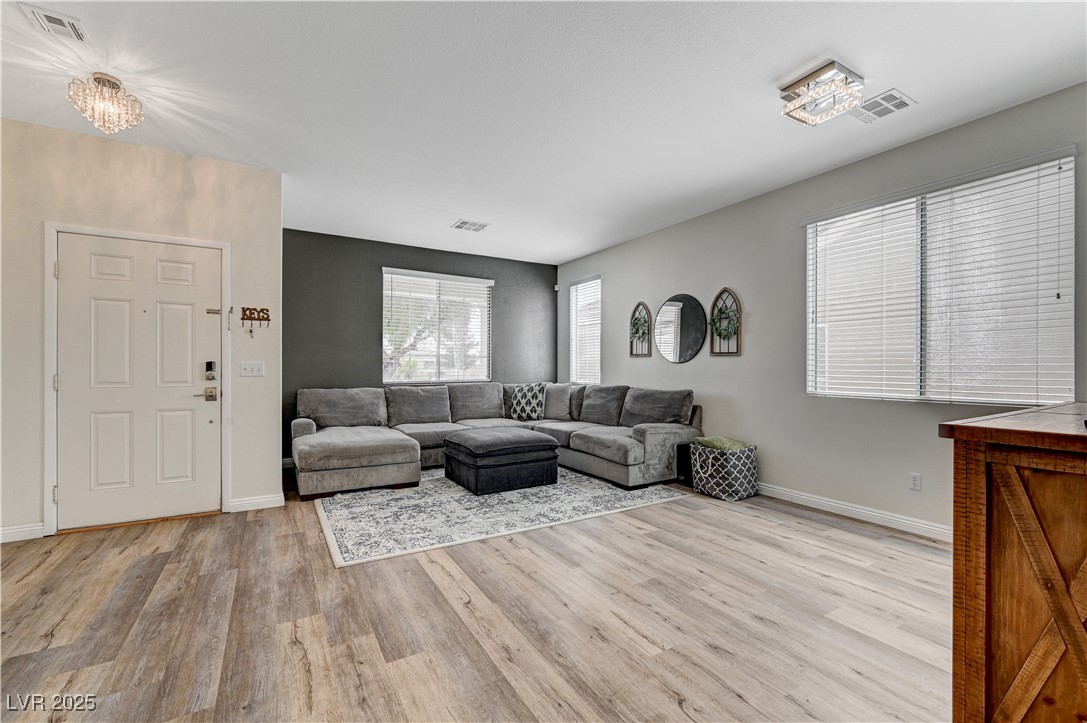 6013 Aqua Blue Court Property Photo 7