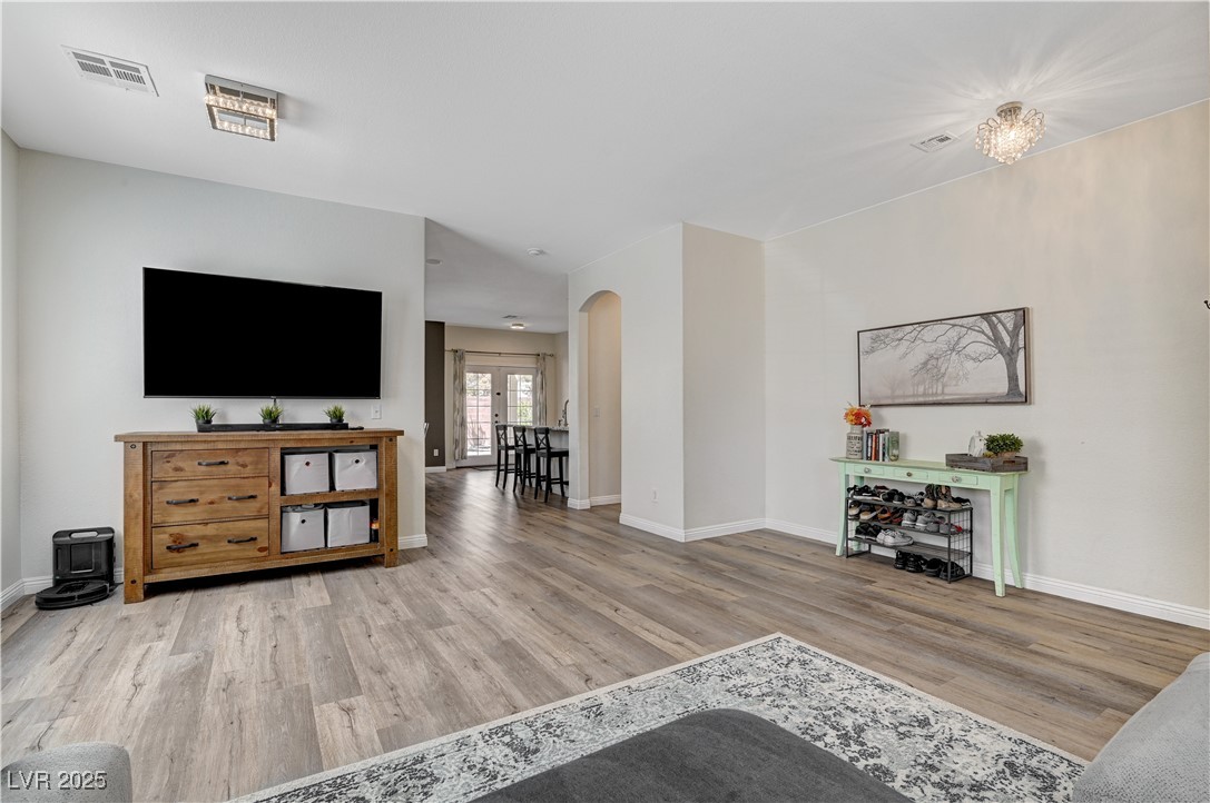 6013 Aqua Blue Court Property Photo 8