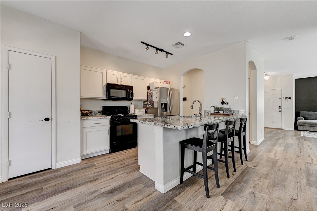 6013 Aqua Blue Court Property Photo 10