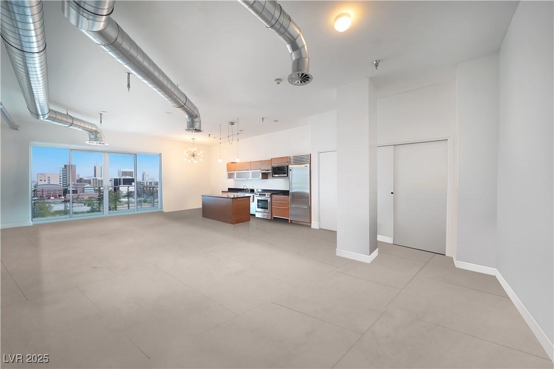 200 Hoover Avenue 810 Property Photo