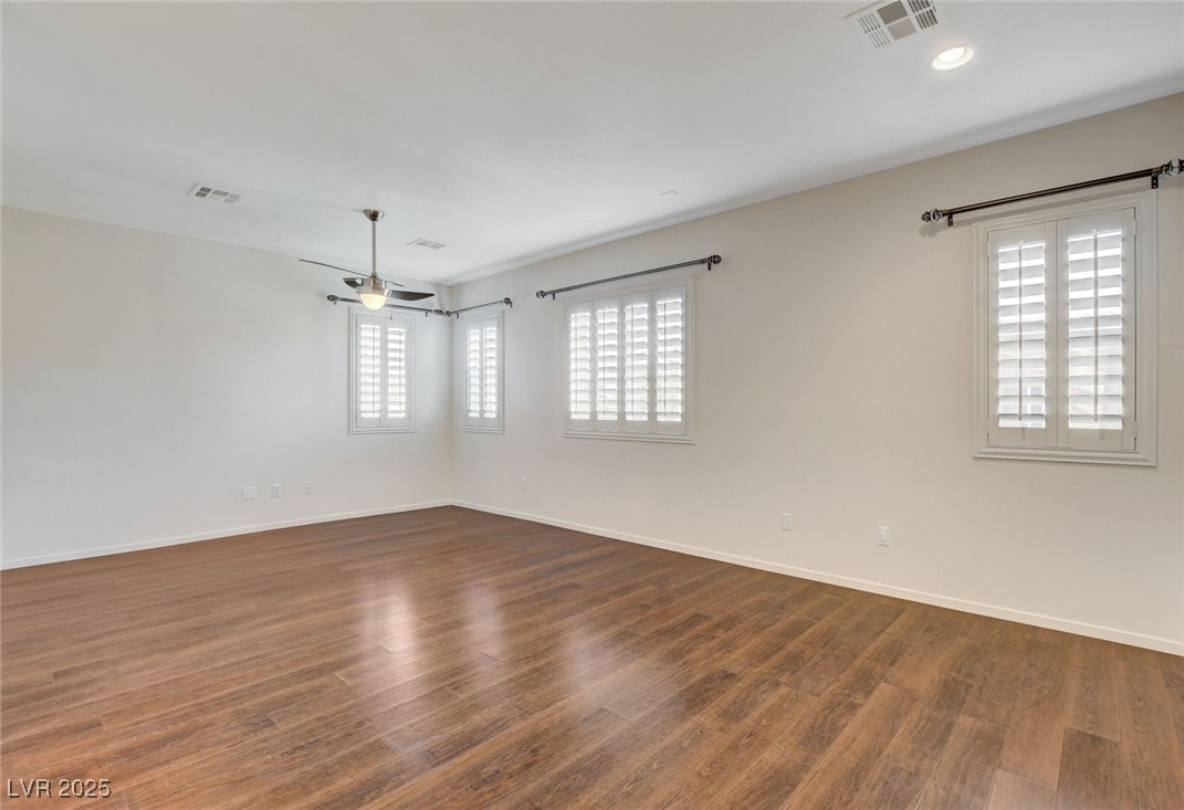 9323 Best Court Property Photo 7