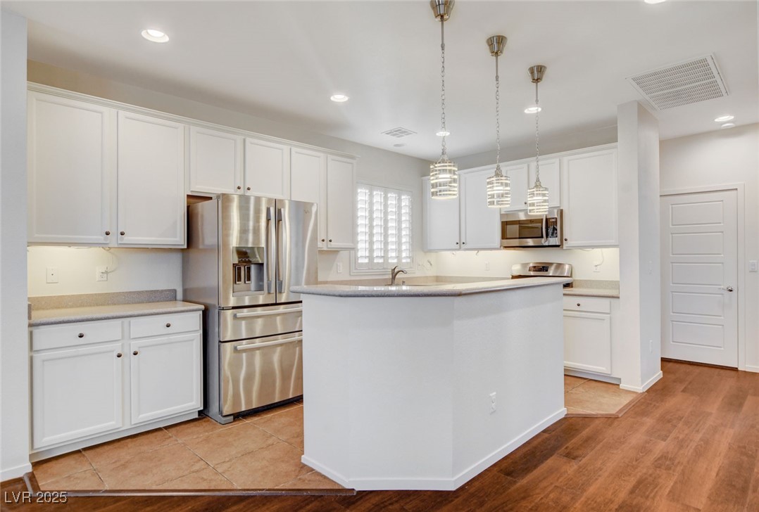 9323 Best Court Property Photo 10