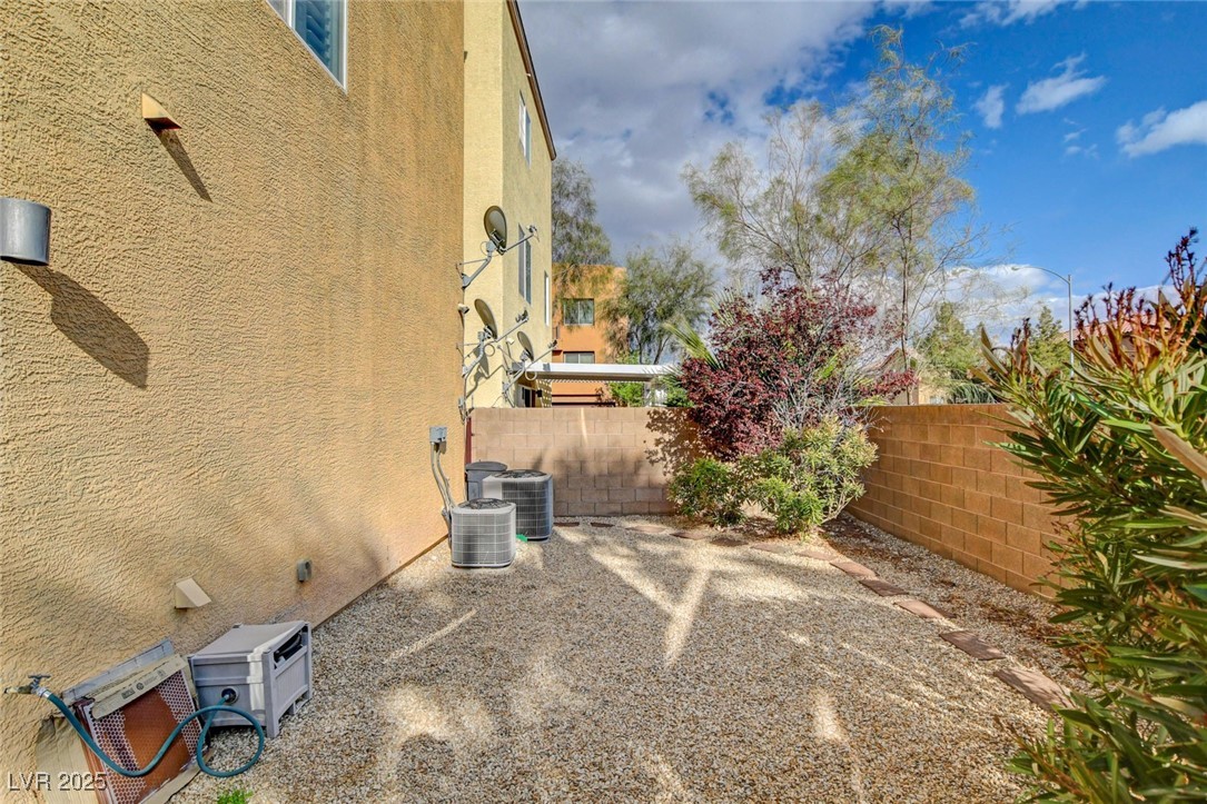 9323 Best Court Property Photo 44
