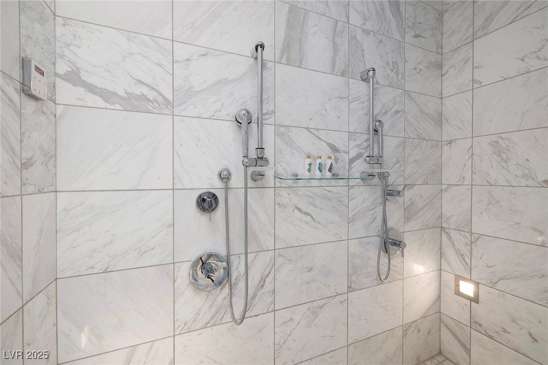 4381 West Flamingo Road 5502 Property Photo 24
