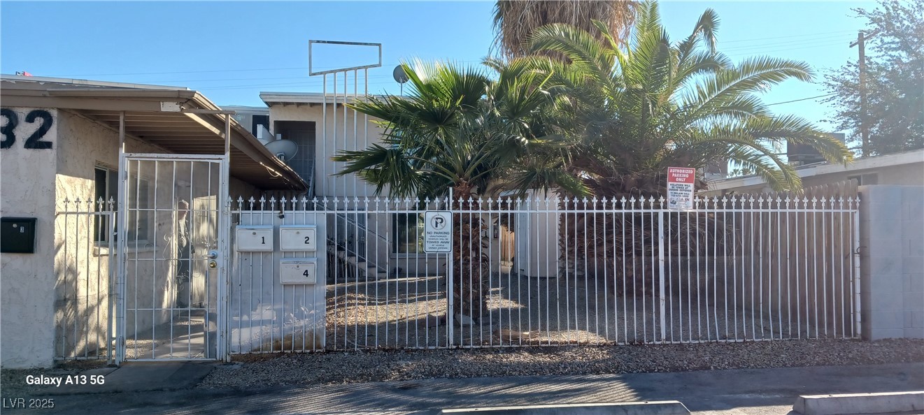 1832 Lewis Avenue Property Photo 2
