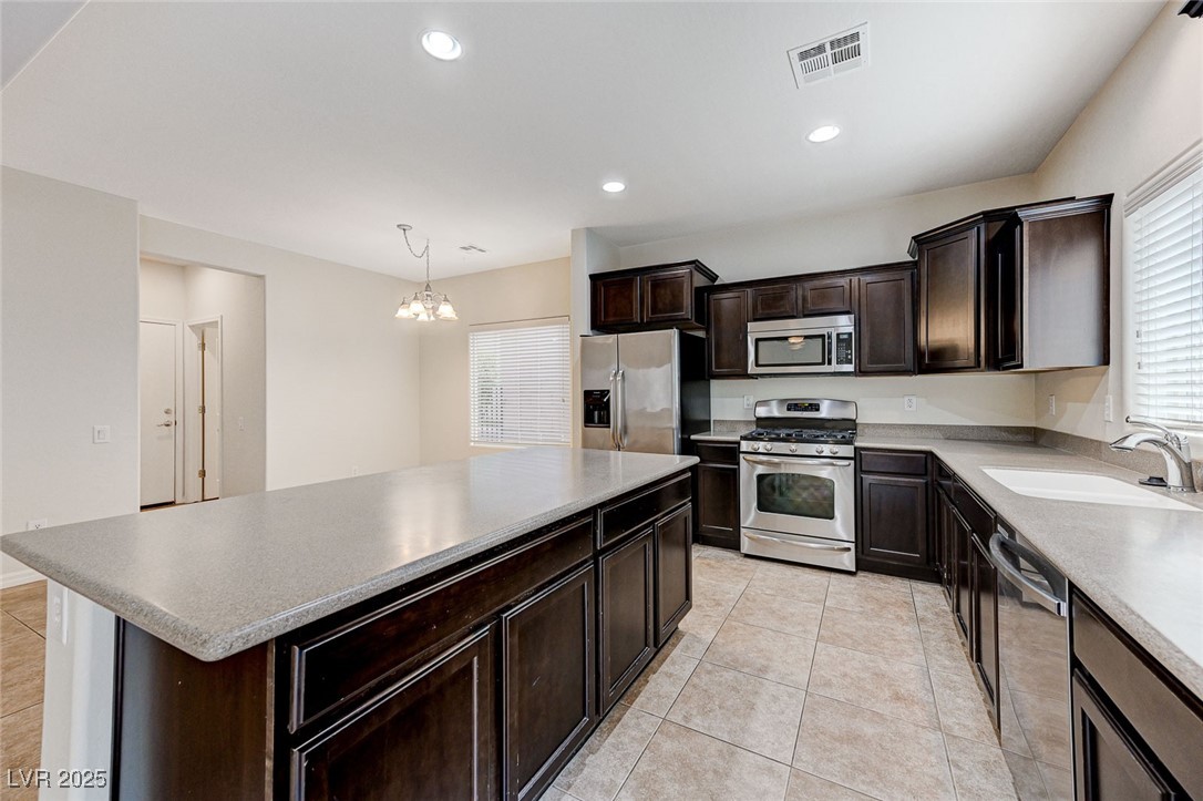 2617 Romarin Terrace Property Photo 6