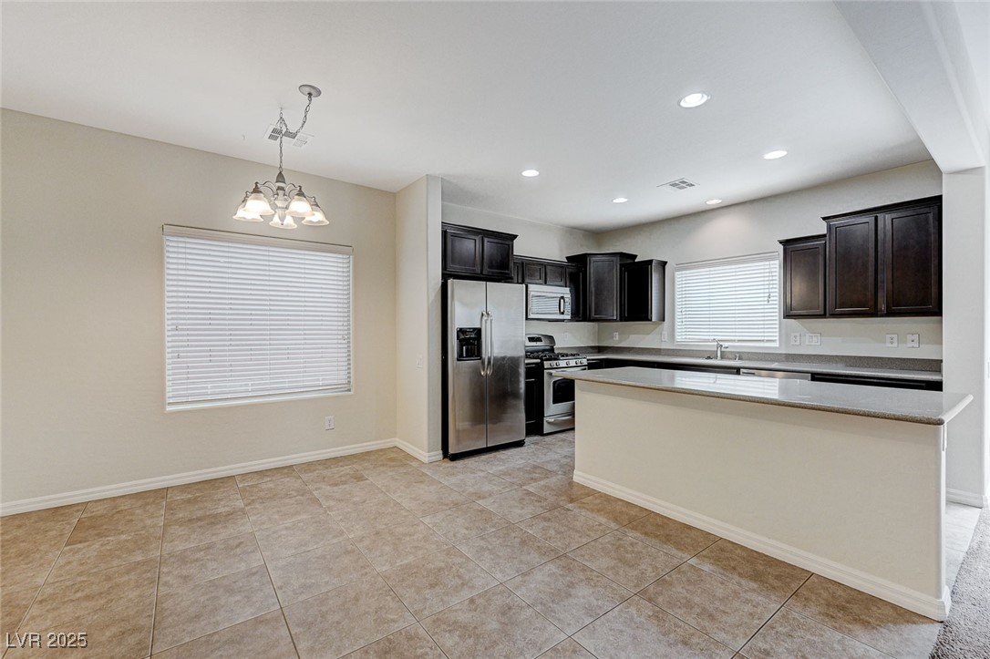 2617 Romarin Terrace Property Photo 9