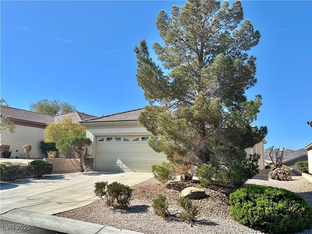 2343 Peaceful Sky Drive Property Photo 3