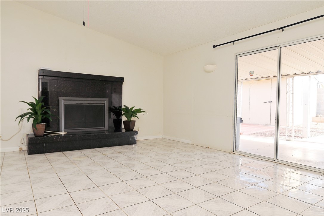 4363 Skyview Drive Property Photo 4