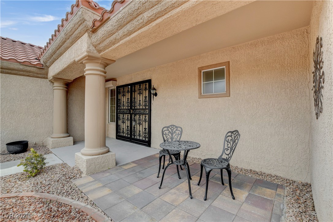 2533 Palmridge Drive Property Photo 8