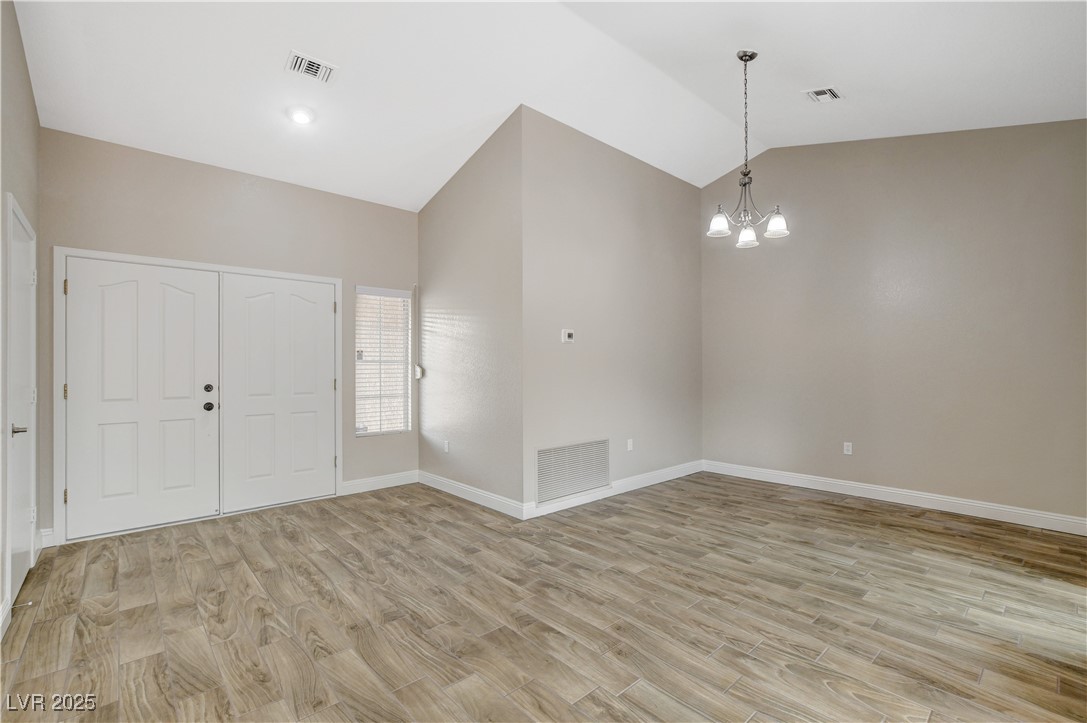 2533 Palmridge Drive Property Photo 14