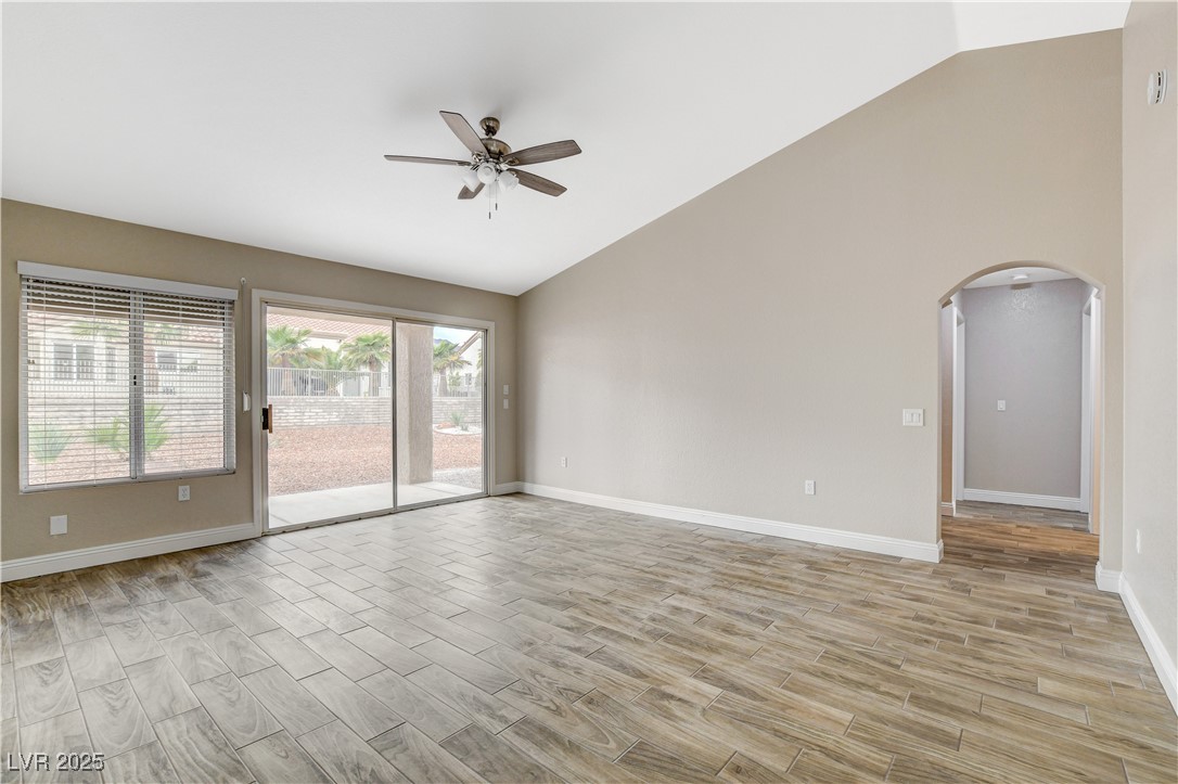 2533 Palmridge Drive Property Photo 31