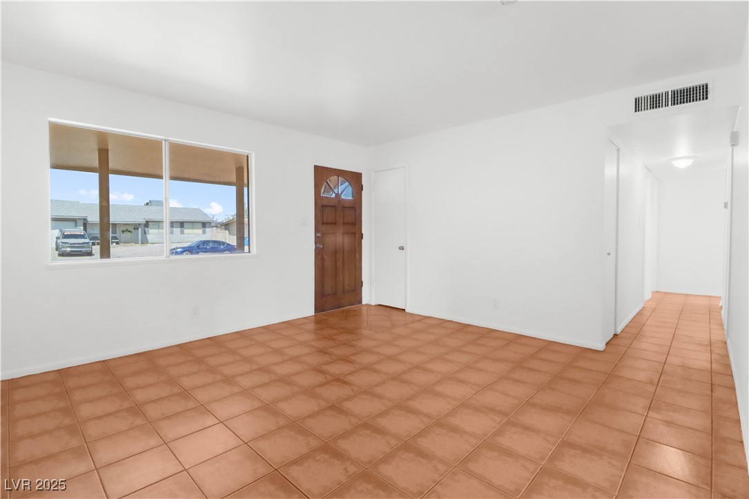 6529 Bannock Way Property Photo 6