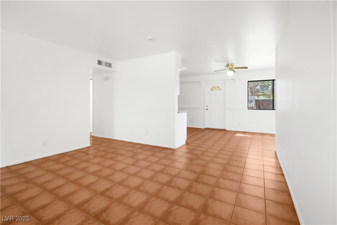 6529 Bannock Way Property Photo 8