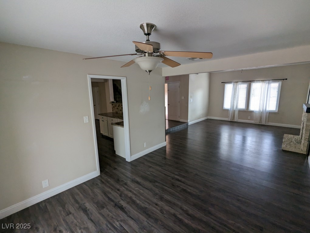 331 Esquina Drive Property Photo 5