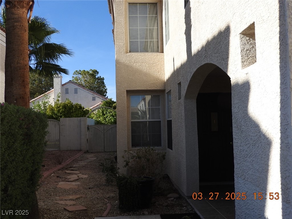 7840 Millhopper Avenue Property Photo 2