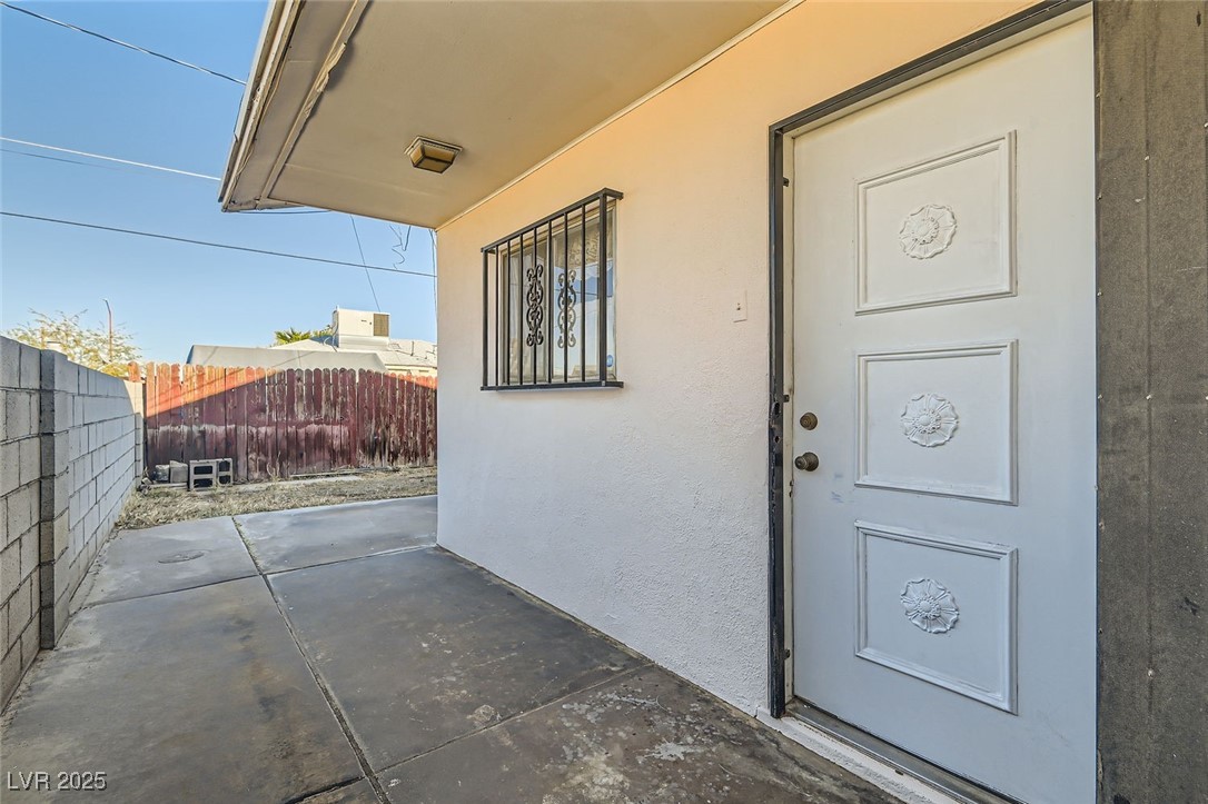 422 Ilmenite Way Property Photo 4