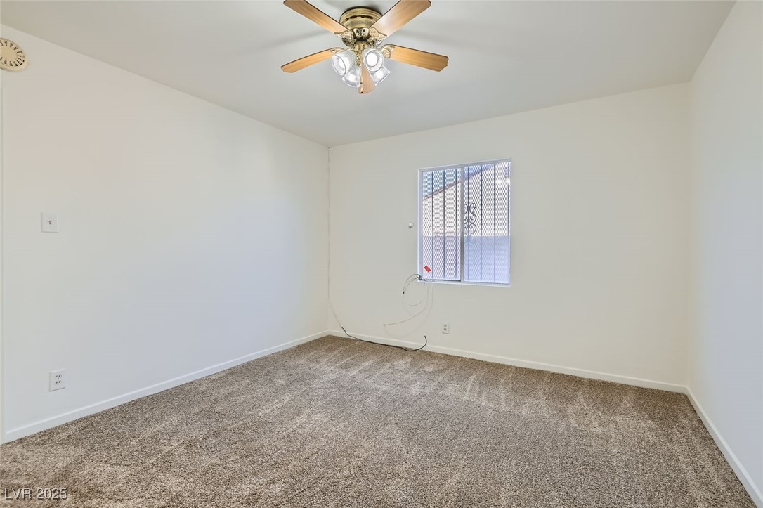 422 Ilmenite Way Property Photo 24