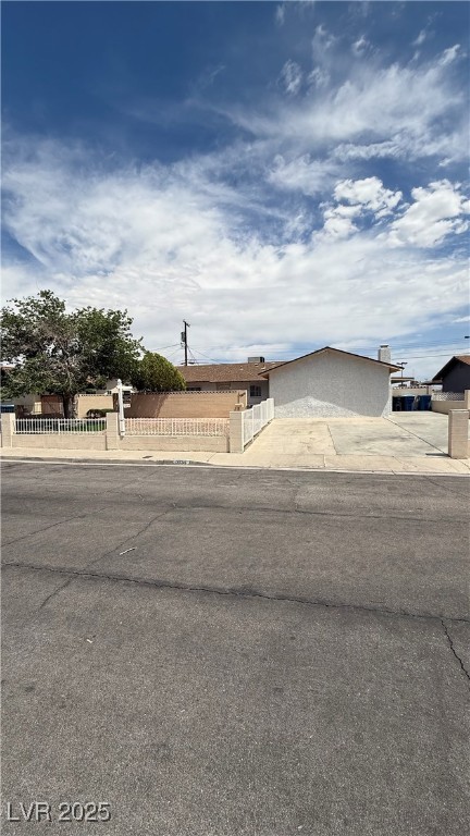 3254 Greenbriar Drive Property Photo