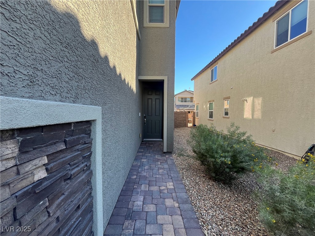 4113 Billowing Breeze Avenue Property Photo 3