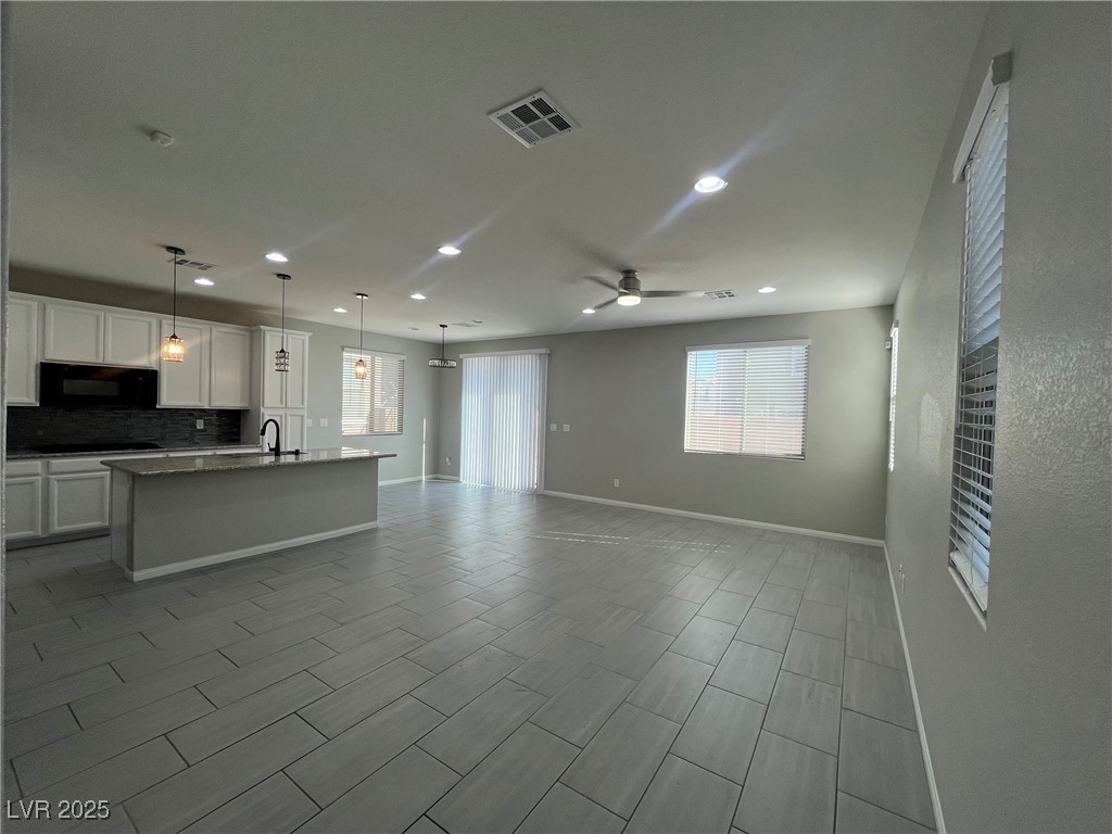 4113 Billowing Breeze Avenue Property Photo 5