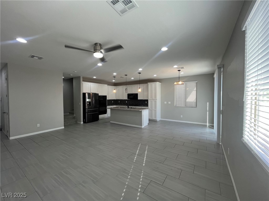 4113 Billowing Breeze Avenue Property Photo 7