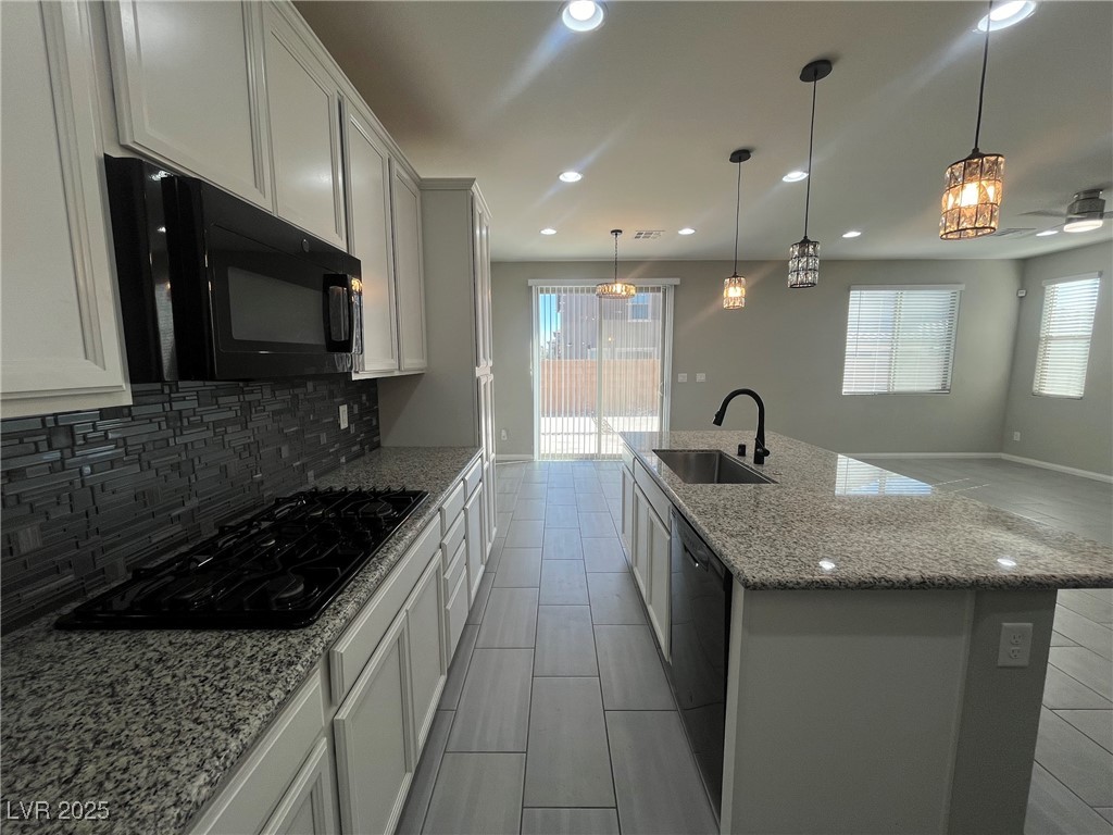 4113 Billowing Breeze Avenue Property Photo 10