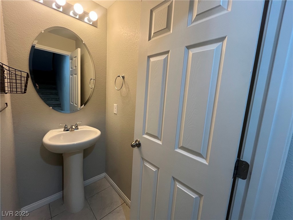 4113 Billowing Breeze Avenue Property Photo 12