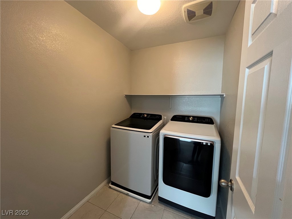 4113 Billowing Breeze Avenue Property Photo 24
