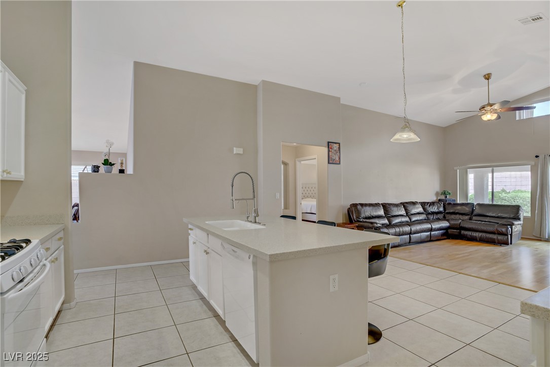 830 Roaring Falls Avenue Property Photo 13