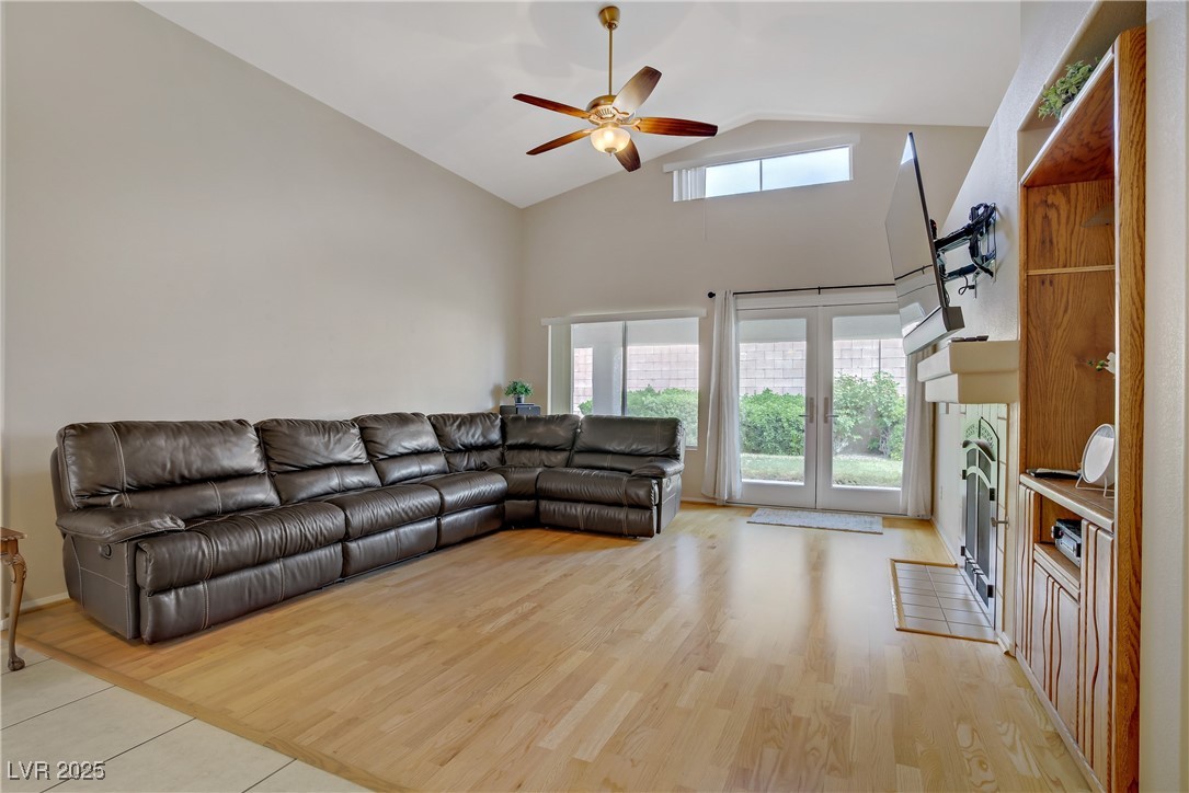 830 Roaring Falls Avenue Property Photo 20
