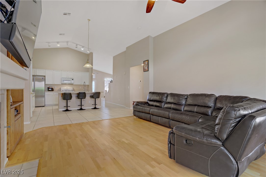 830 Roaring Falls Avenue Property Photo 21