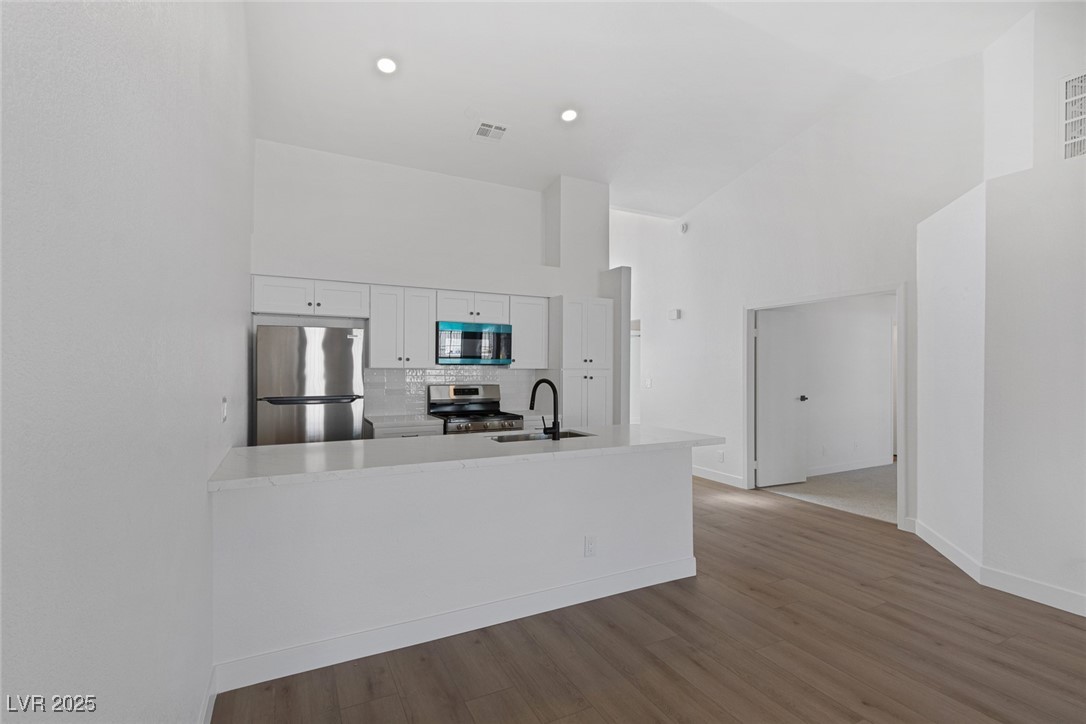 5732 Colwood Lane Property Photo 10
