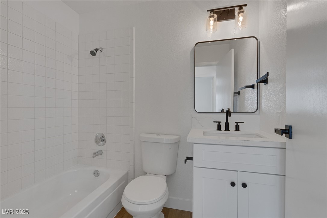 5732 Colwood Lane Property Photo 23