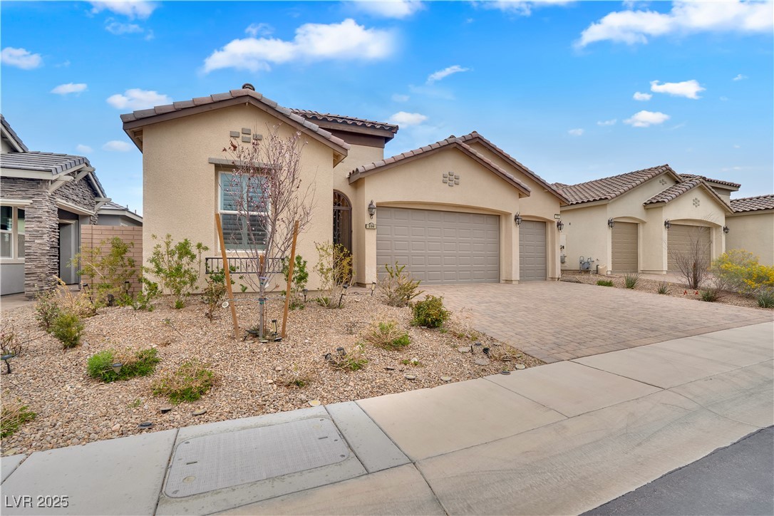 330 Meadow Brush Place Property Photo