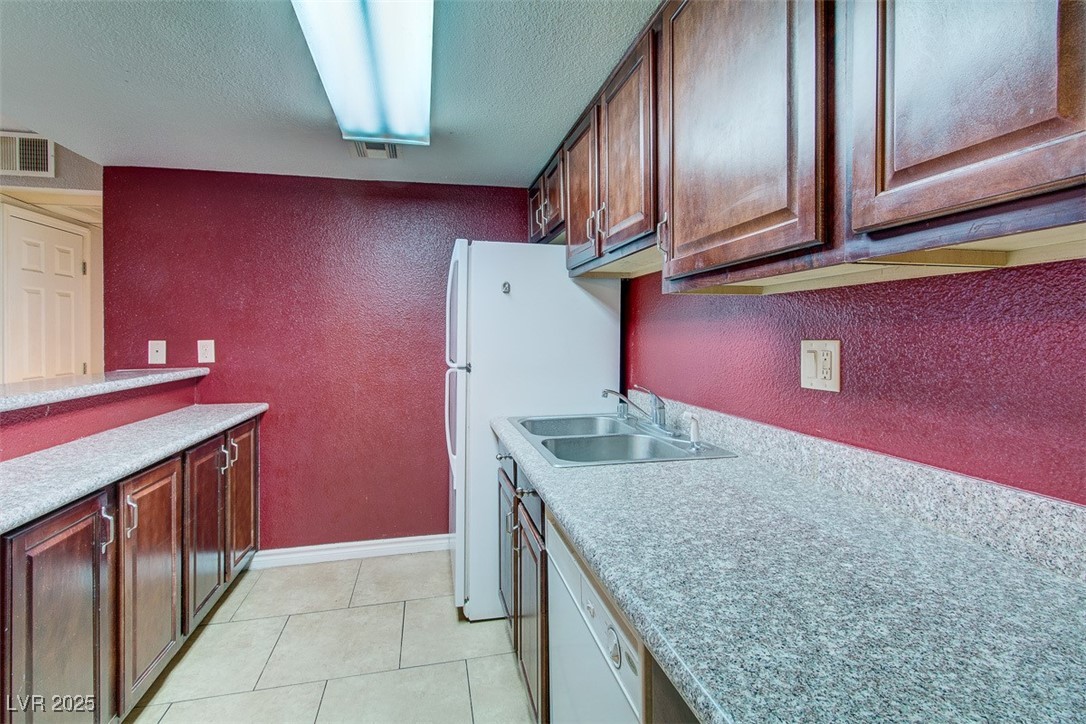 5273 Indian River Drive 261 Property Photo 6