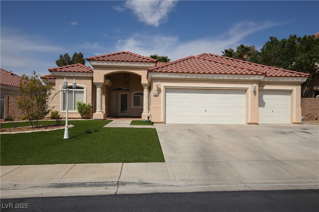 2593 Mizzoni Circle Property Photo 1