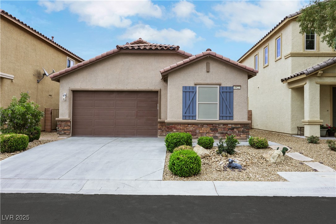 4922 Calabash Tree Court Property Photo 3