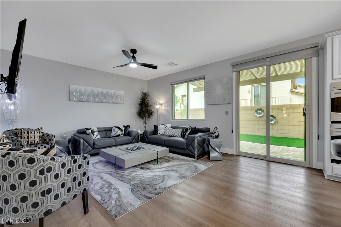 4922 Calabash Tree Court Property Photo 12