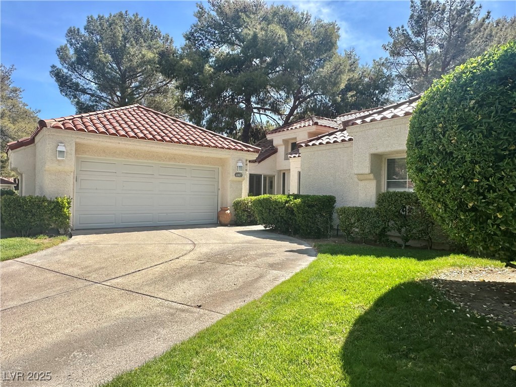 6987 Emerald Springs Lane Property Photo 4